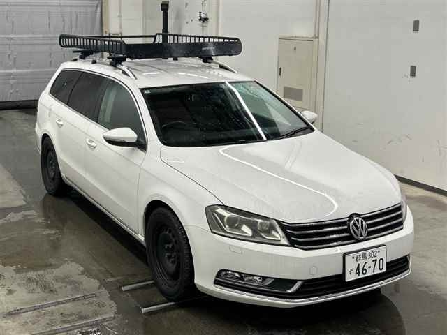 VOLKSWAGEN PASSAT — фото