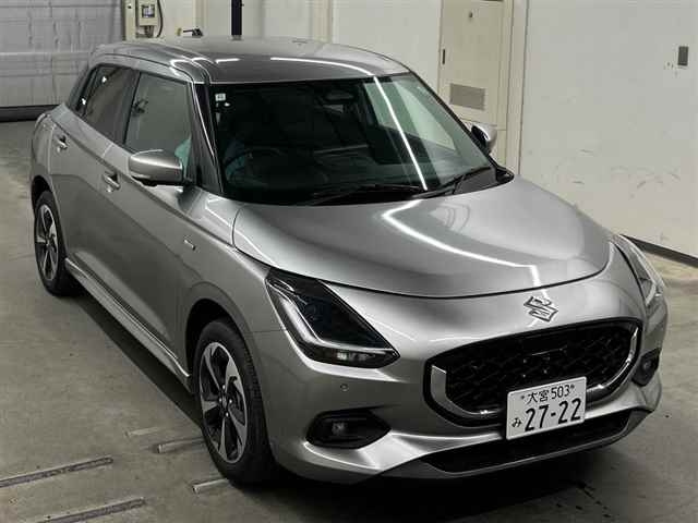 SUZUKI SWIFT — фото