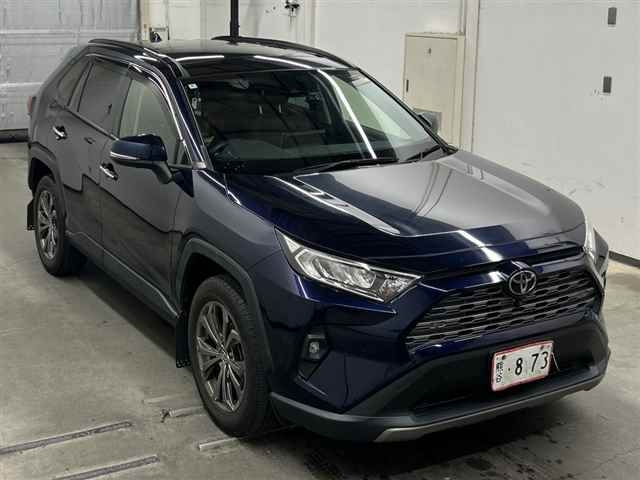 TOYOTA RAV4 — фото