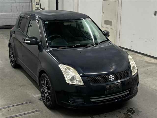 SUZUKI SWIFT — фото