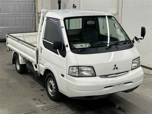 MITSUBISHI DELICA — фото