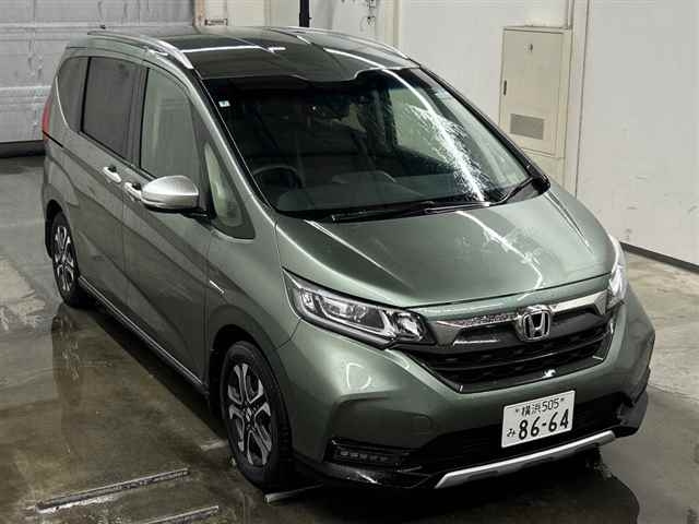 HONDA FREED — фото