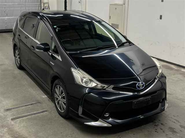 TOYOTA PRIUS — фото