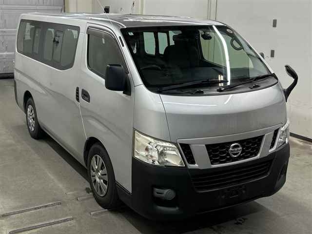 NISSAN CARAVAN — фото