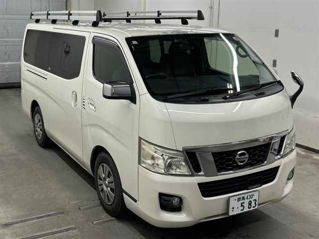 NISSAN CARAVAN — фото