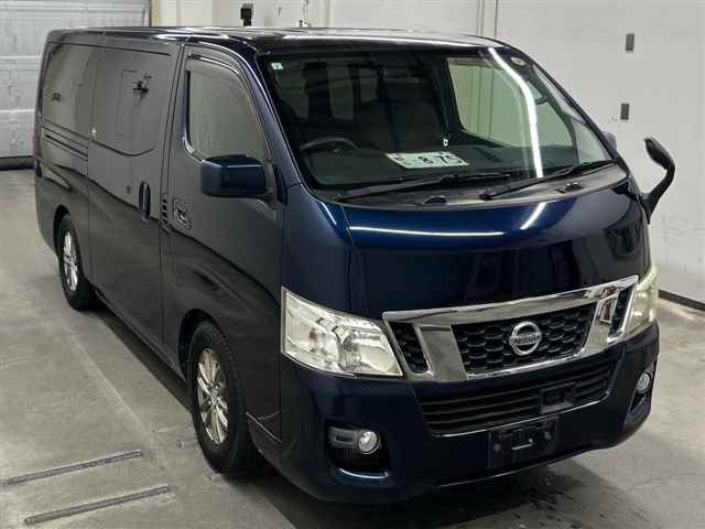 NISSAN CARAVAN — фото
