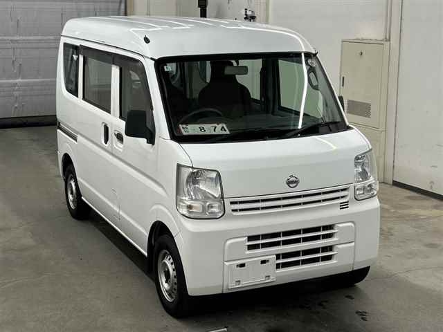 NISSAN CLIPPER — фото
