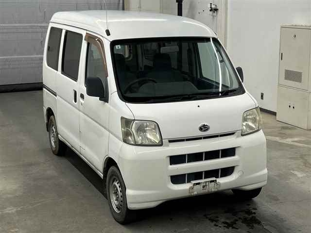 DAIHATSU ATRAI — фото