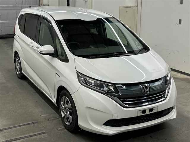 HONDA FREED — фото