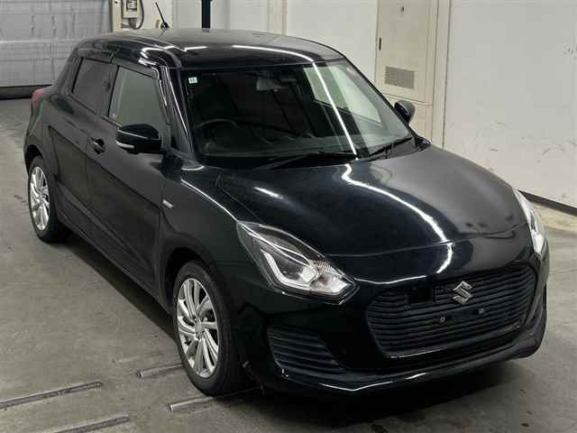 SUZUKI SWIFT — фото