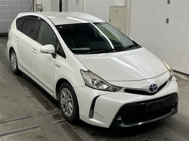 TOYOTA PRIUS — фото