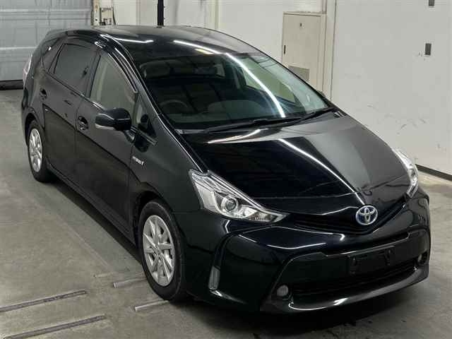 TOYOTA PRIUS — фото