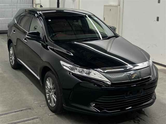 TOYOTA HARRIER — фото