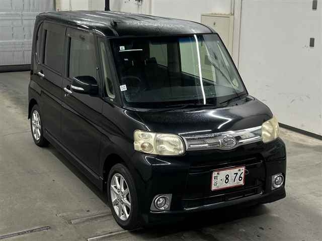 DAIHATSU TANTO — фото