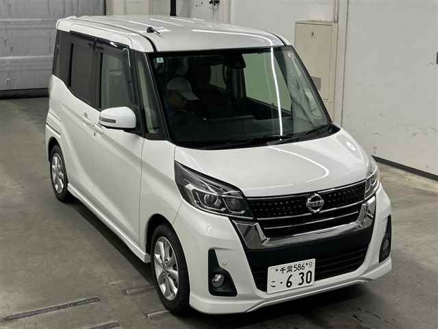 NISSAN DAYZ ROOX