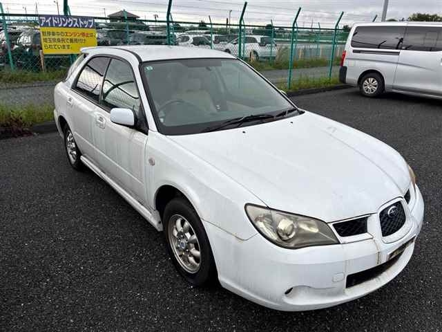SUBARU IMPREZA — фото
