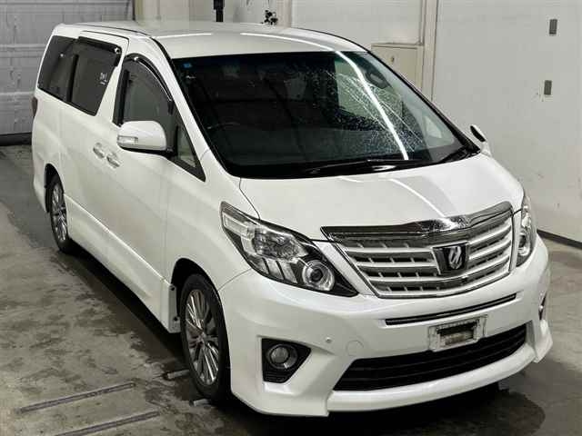 TOYOTA ALPHARD — фото