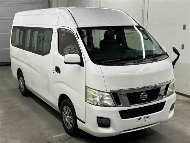 NISSAN CARAVAN — фото