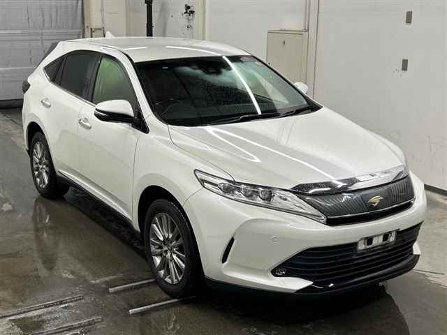 TOYOTA HARRIER — фото