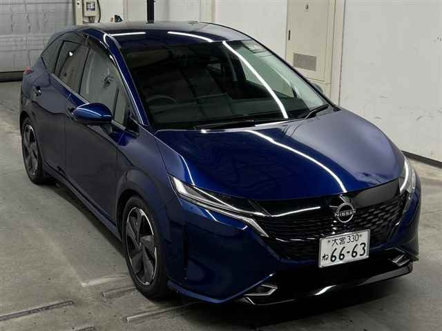 NISSAN AURA — фото