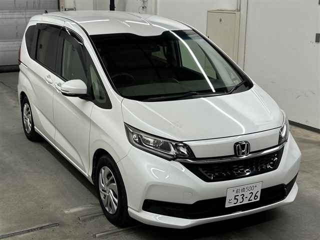 HONDA FREED — фото