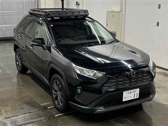 TOYOTA RAV4 — фото