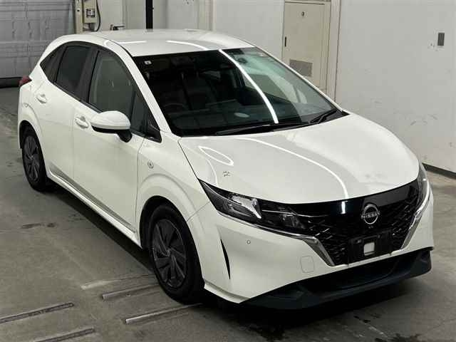 NISSAN NOTE — фото