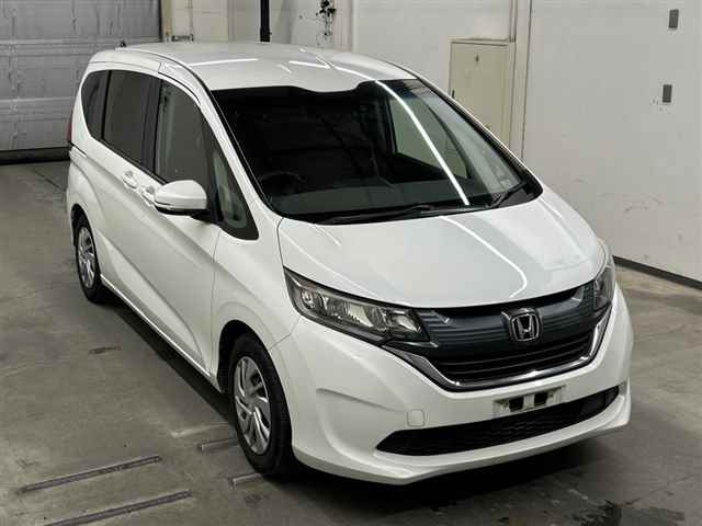 HONDA FREED — фото