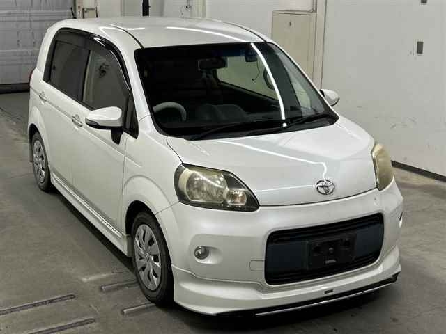 TOYOTA PORTE — фото