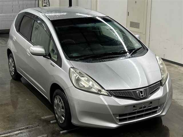 HONDA FIT — фото