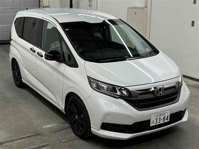 HONDA FREED — фото