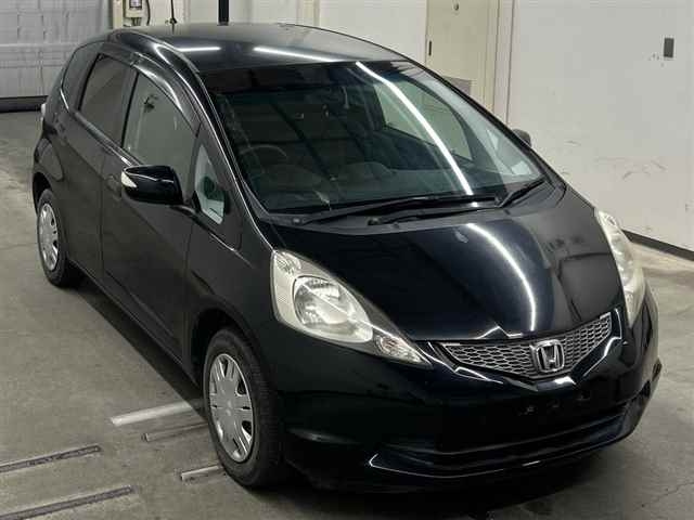 HONDA FIT — фото