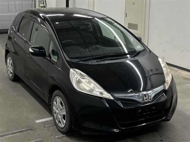 HONDA FIT — фото