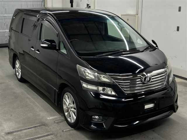TOYOTA VELLFIRE — фото