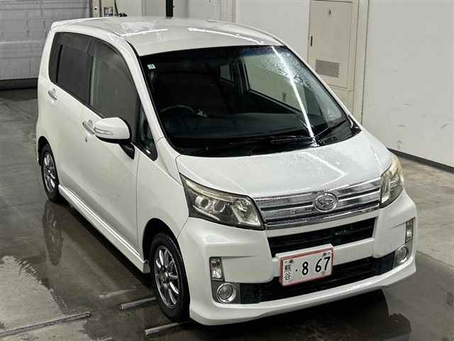 DAIHATSU MOVE — фото