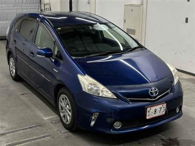 TOYOTA PRIUS — фото