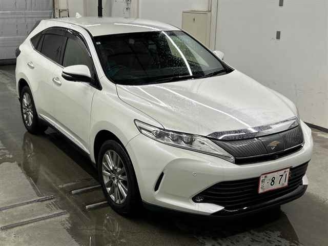 TOYOTA HARRIER — фото