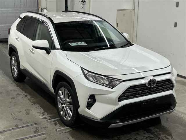 TOYOTA RAV4 — фото