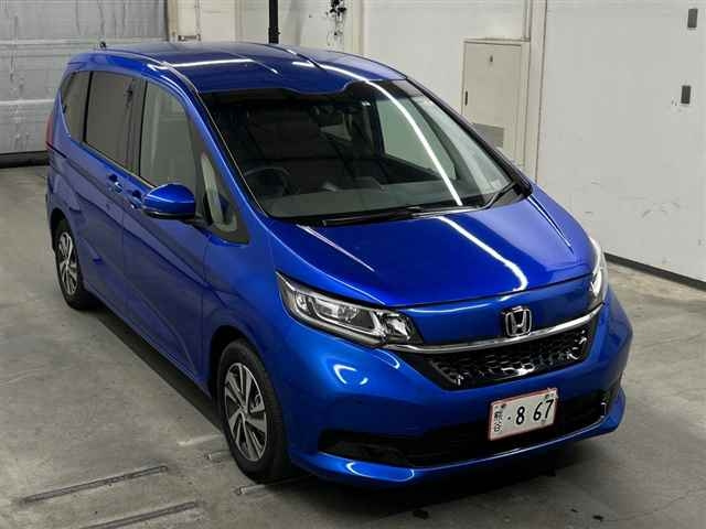HONDA FREED — фото