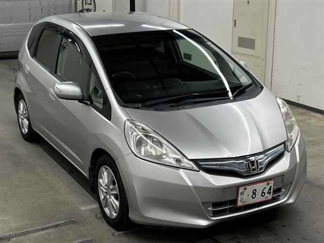 HONDA FIT — фото
