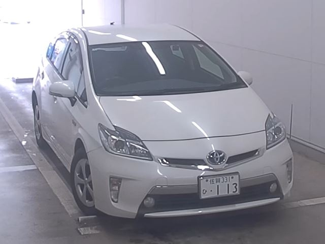 TOYOTA PRIUS — фото
