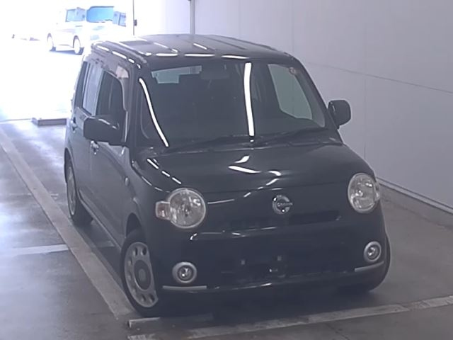 DAIHATSU MIRA — фото