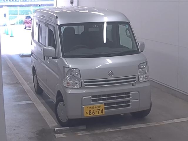 NISSAN CLIPPER VAN