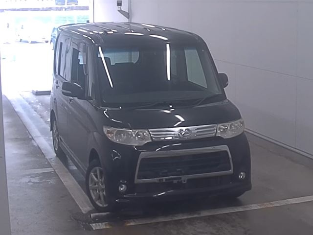 DAIHATSU TANTO — фото