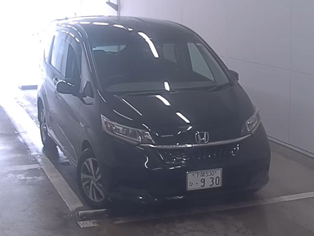 HONDA FREED — фото