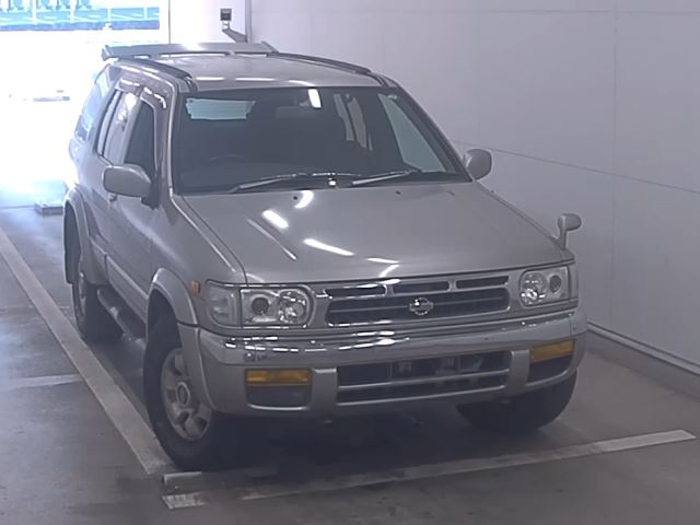 NISSAN TERRANO