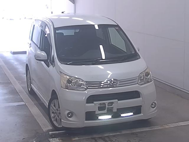 DAIHATSU MOVE — фото