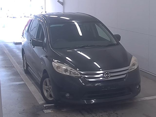 NISSAN LAFESTA — фото