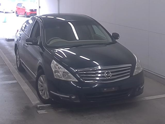 NISSAN TEANA — фото