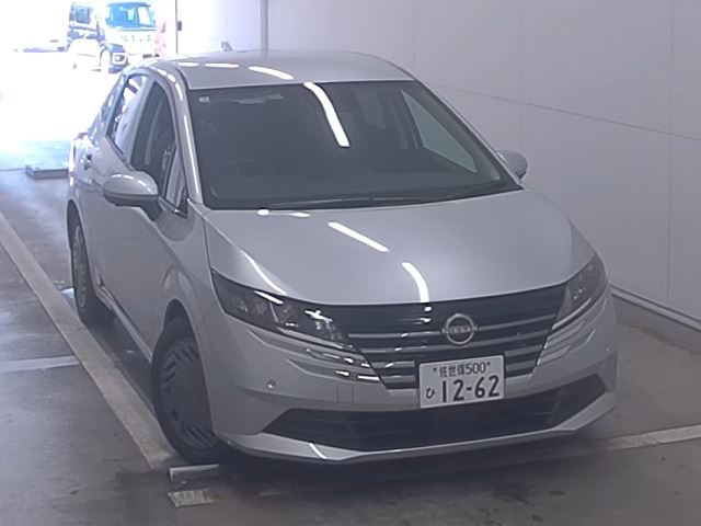 NISSAN NOTE — фото
